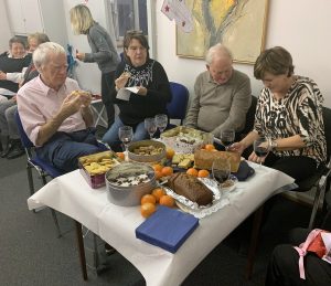 2025-11-30-28-Weihnachtsturnier-Bridge